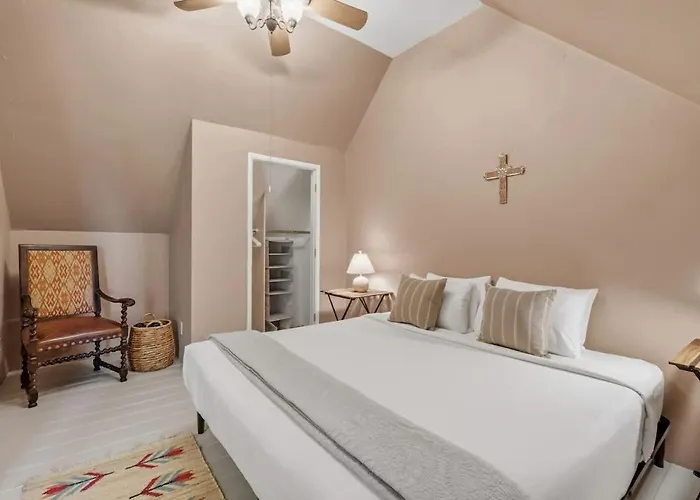 Charming Barrio Adobe Tucson